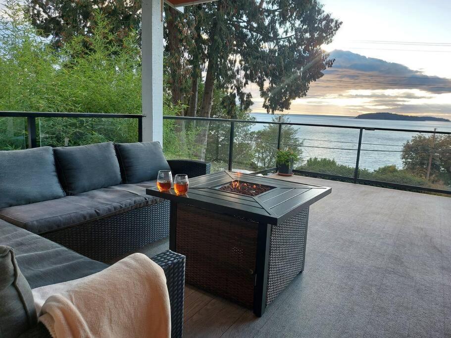 Relaxing 3Bdr 2Bth Home With Gorgeous View Sechelt Exterior photo